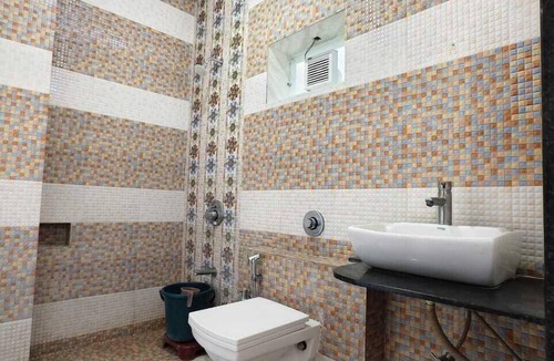 Diu Hotel | Hotel Hari Om Swimming Pool In Diu