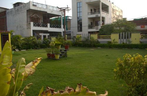Varanasi Hotel | Hotel Harsh Garden