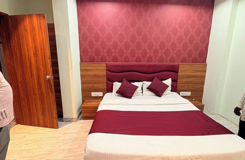 Gandhinagar Hotel | hotel hill view