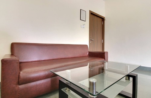 Surat Hotel | Hotel Hospice Near Surat Railway Station