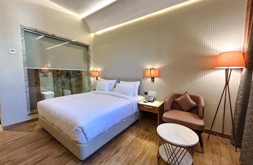 Semiliguda Hotel | HOTEL IMPERIAL BLU