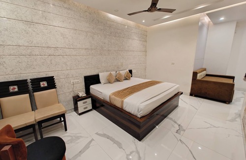 Dariyaganj Hotel | Hotel Ishaan Residency MGM CLUB