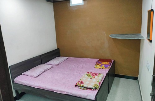 Ujjain Hotel | Hotel Kailash Kuti Guest House