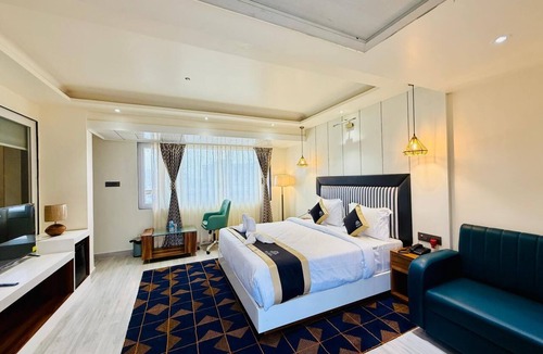 Danapur Hotel | Hotel KAMA