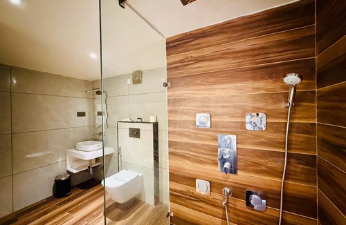 Danapur Hotel | Hotel KAMA