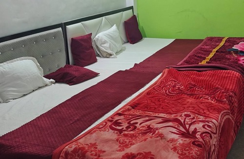Phulpur Hotel | Hotel kartikey