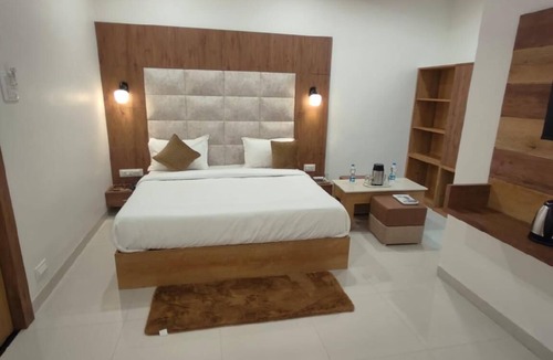 Maihar Hotel | Hotel Kashni