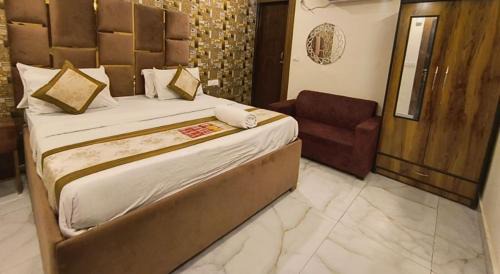 Kaushambi Hotel | Hotel Kaushambhi Grand 2 Min Walk From Kaushambhi Metro Station