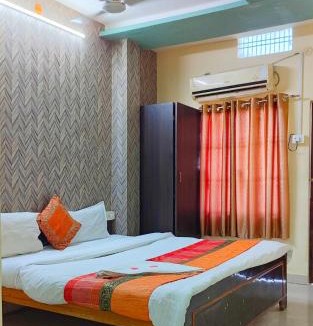 Varanasi Apartment | Hotel Lake view