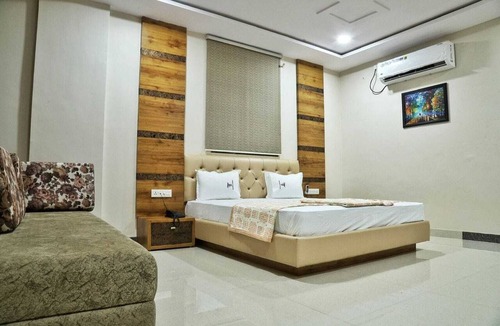 Banswara Hotel | Hotel Landmark Banswara