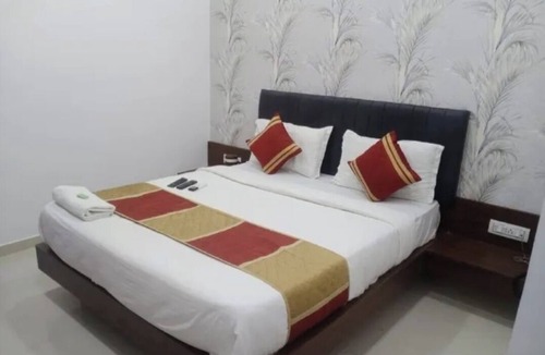 Bastar Hotel | Hotel Laxmi Palace