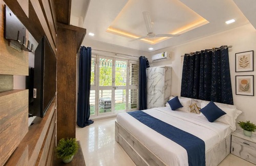 Balewadi Hotel | Hotel Lotus - Near Tech Park, Balewadi