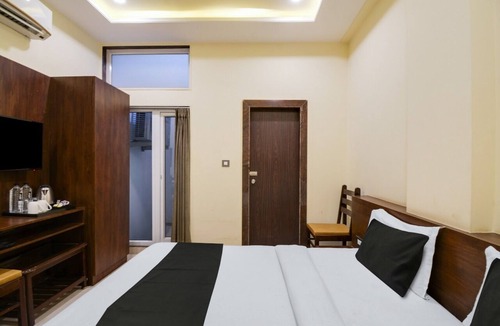 Udaipur Hotel | Hotel Maanvad Garh by Keshav Residency