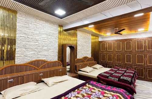 Tehri Hotel | Hotel Maheshwari Palace & Banquet