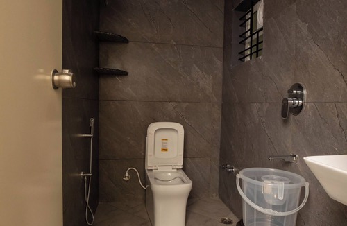 Narasapura Hotel | Hotel Miracle Meridian