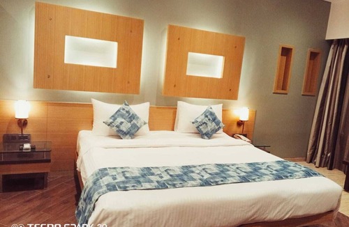 Thane West Hotel | HOTEL MUMBAI HOUSE THANE