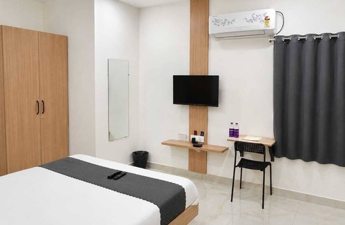 Hyderabad Hotel | Hotel Narsingi