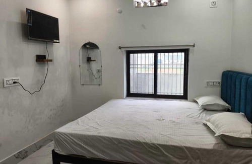 Patna Hotel | HOTEL O A-ONE
