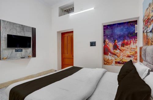 Varanasi Apartment | Hotel O Geetari Luxury Home Stay