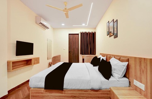 Rau Hotel | Hotel O Grand Shivay