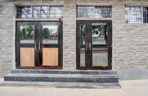 Jabalpur Hotel | HOTEL O ICONIC