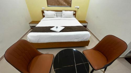 Pocharam Hotel | Hotel O Jodimetla Bus Stand