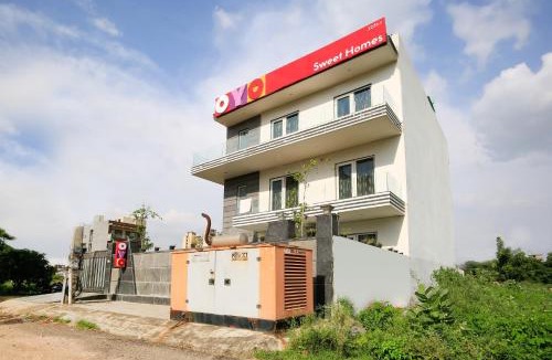 Gurugram Hotel | Hotel O Lotus