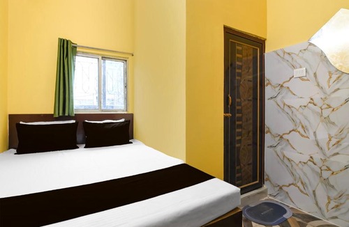 Madhyamgram Hotel | Hotel O Madhyamgram Railway Junction Formerly Dreamland