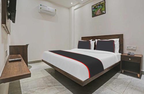 Pitampura Hotel | HOTEL O MORO