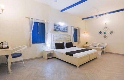 Chandauli Hotel | Hotel O Myconos Villa