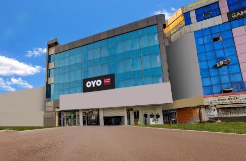 Sector 62 Hotel | Hotel O Navprateek Hospitality
