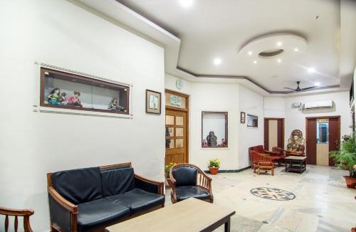 Allahabad Hotel | Hotel O Prayag Holidays
