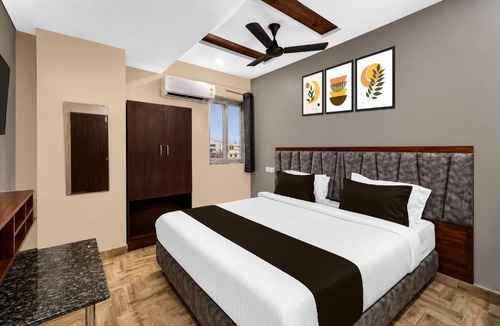 Hyderabad Hotel | Hotel O R Eleven