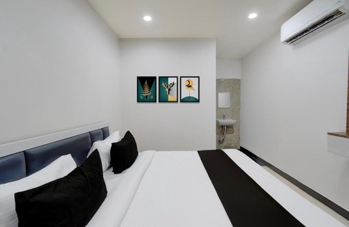 Hyderabad Hotel | Hotel O Safilguda Lakeview Hyderabad Formerly Adithya Stay