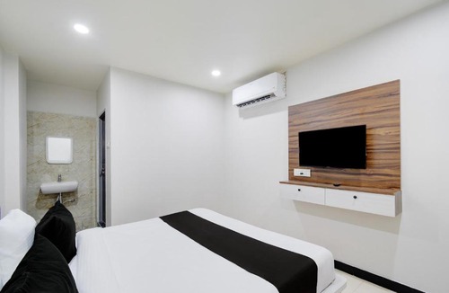 Hyderabad Hotel | Hotel O Safilguda Lakeview Hyderabad Formerly Adithya Stay