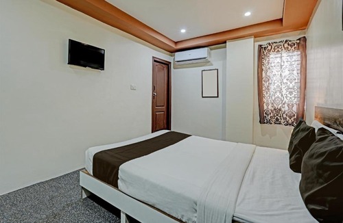 Bengaluru Hotel | Hotel O Sri Sai sevalal comfort's