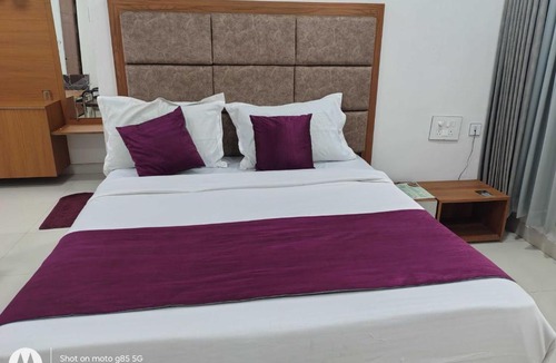 Warangal Hotel | Hotel O WAAH HOME STAY
