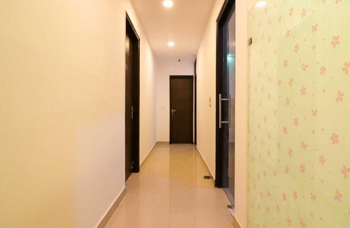 Faridabad Hotel | Hotel O White Valley