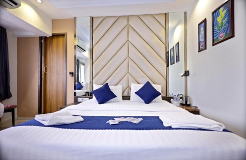 Prabhadevi Hotel | Hotel Park Palace