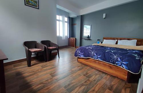 Darjeeling Hotel | Hotel Pitstop Darjeeling - Excellent Service Recommended & Couple Friendly