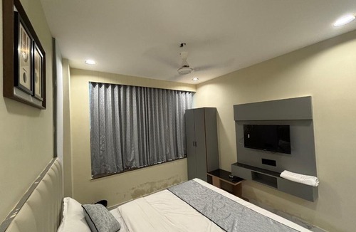 Ahmedabad Hotel | Hotel Planet Town
