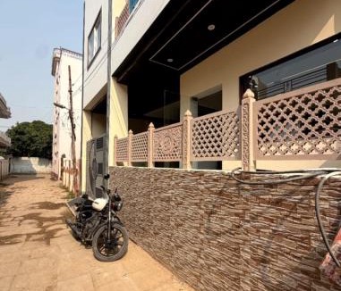 Varanasi House | Hotel Pratyaksh Darshan