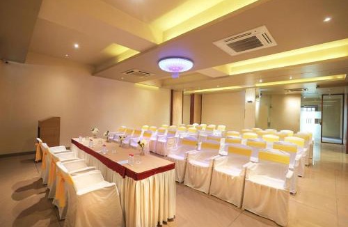 Bhuj Hotel | Hotel Prince Residency, Bhuj