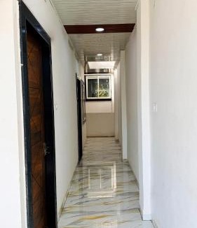 Omkareshwar Hotel | Hotel Pujari Palace