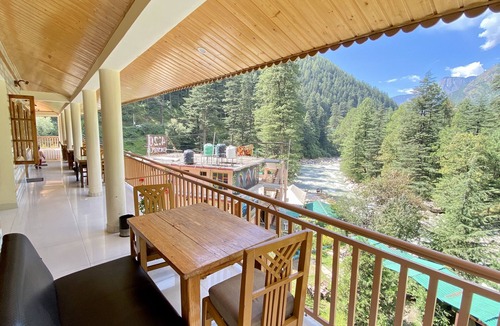 Kasol Hotel | Hotel Purnima River View