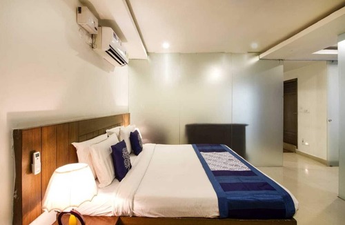 Shamshabad Hotel | Hotel Rainbow International Airport Road