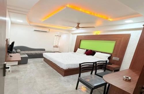 Pardi Hotel | Hotel Ramdev Rooms