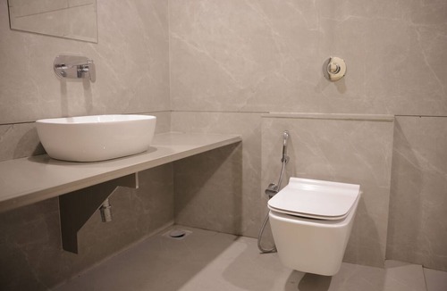 Navsari Hotel | Hotel Rangoli - 10 min from Palsana Chowk