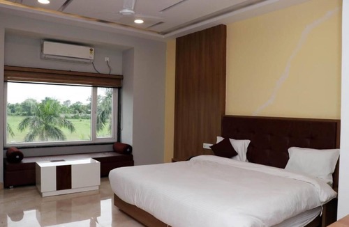 Jabalpur Hotel | Hotel Regal