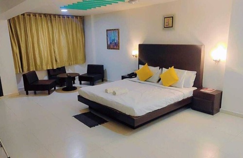 Nakhtarana Hotel | Hotel Relish Gujrat